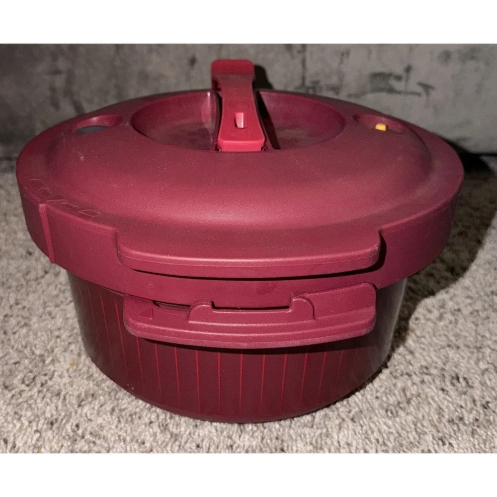 Tupperware used please